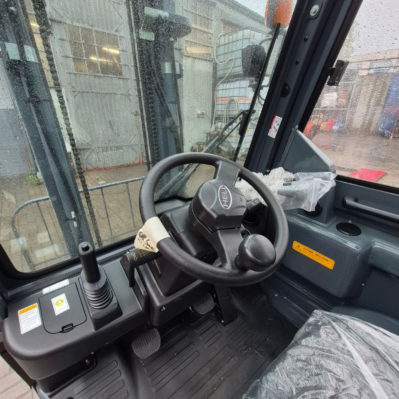 Wózek widłowy gazowy HELI CPYD18-KU1H M470